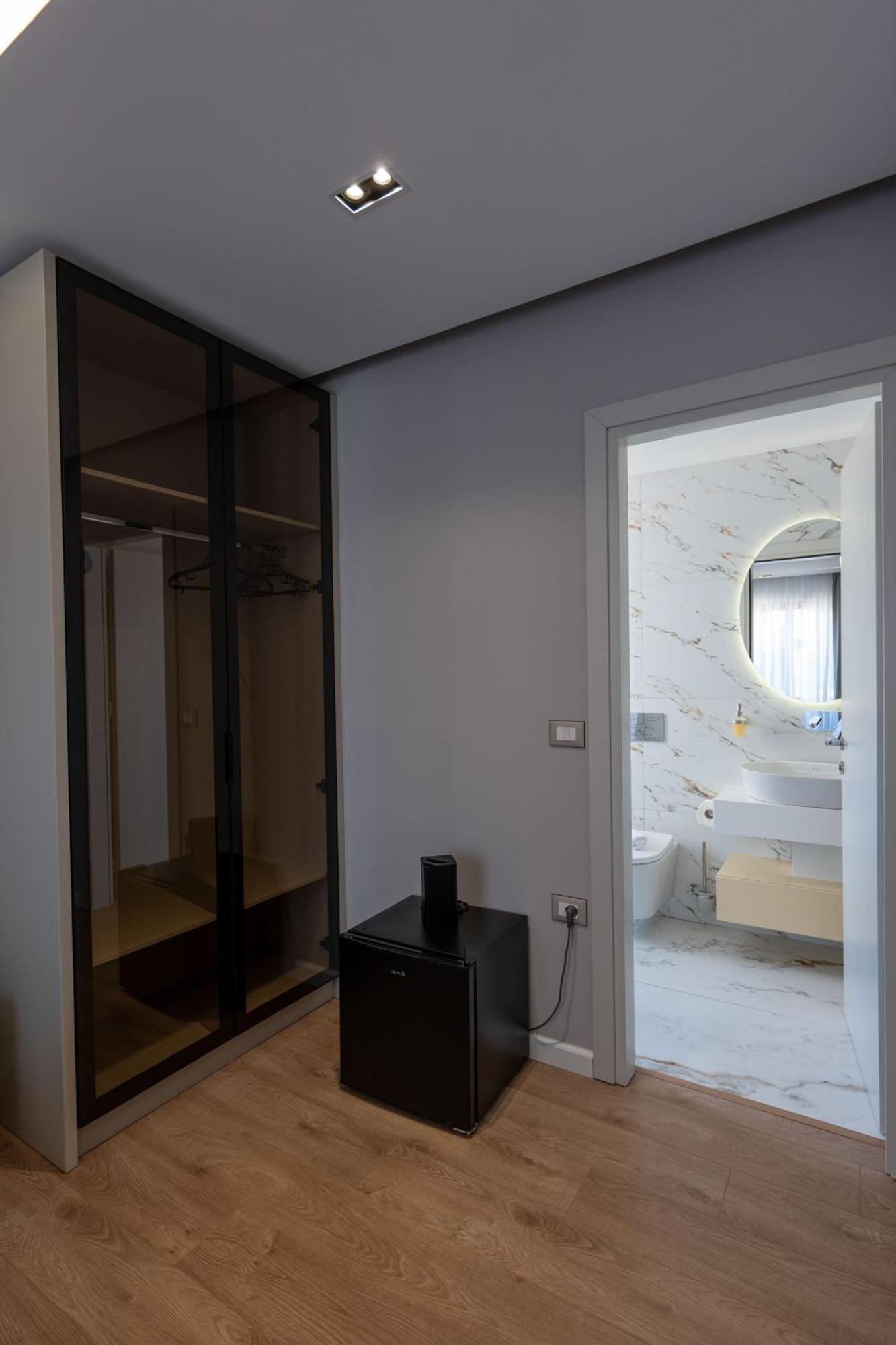 Norge Hotel Ksamil Esterno foto
